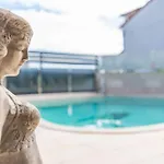 Balu, A Charming With Pool Near Pula 公寓 温克兰